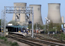 Picture of approaches to Didcot Parkway station